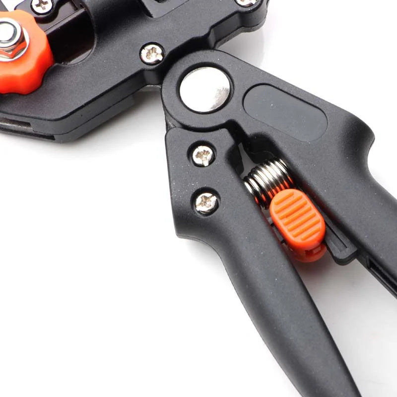 2 X Cleste Profesional de Altoit cu 3 Cutite U V Omega + Furtun Extensibil 30 M + 3 x Banda Pentru Altoit Biodegradabila